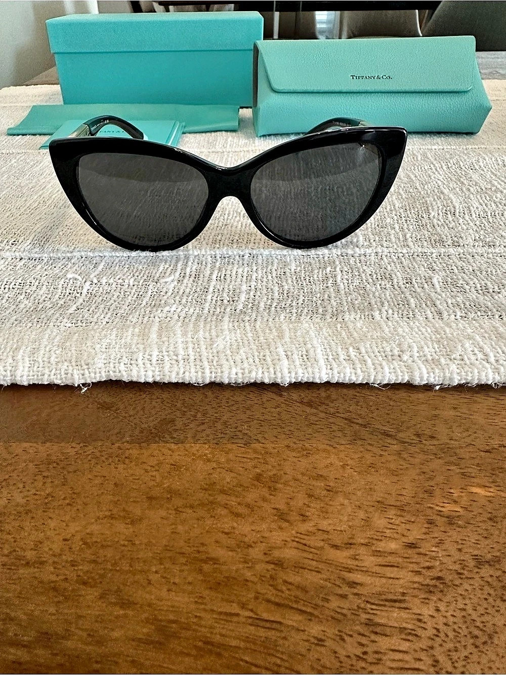 Tiffany & Co. Cat-Eye Sunglasses TF4196. TF4196 Cat-Eye Sunglasses Black & Gold